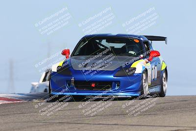 media/Oct-26-2025-CalClub SCCA (Sun) [[8ce1e69566]]/Group 2/Grapevine/